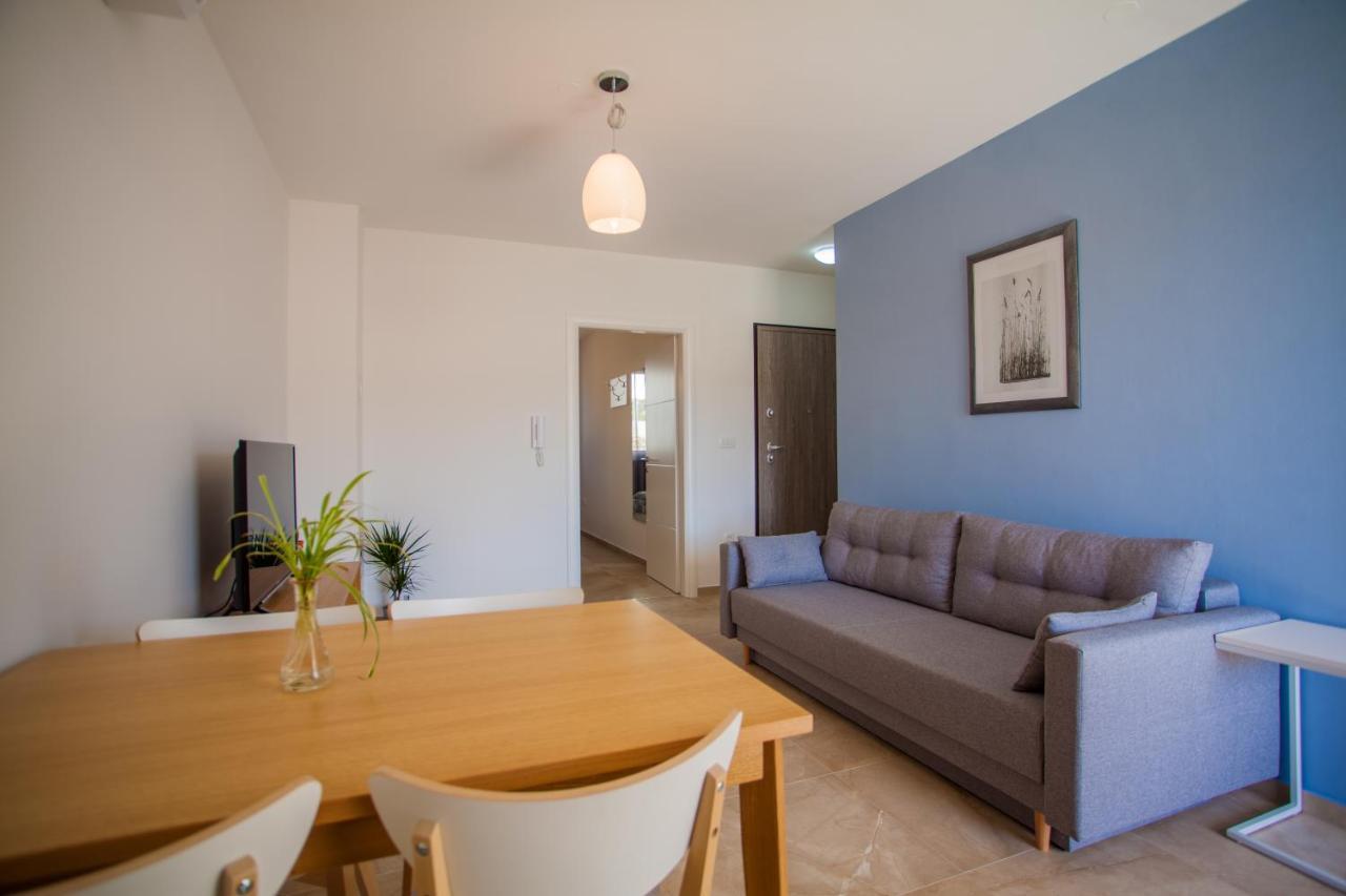 Apartman Pinja Apartment Крес Екстериор снимка