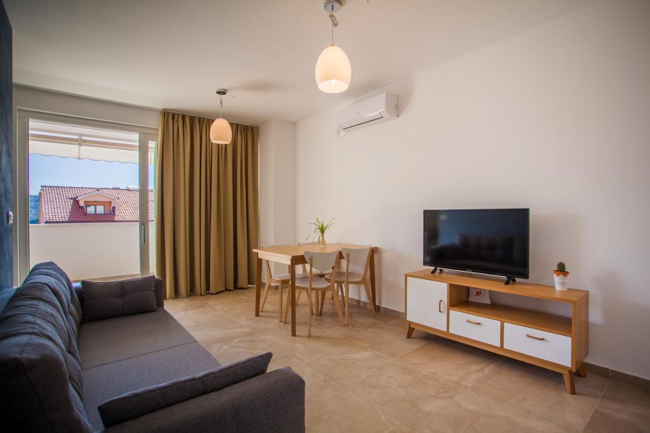 Apartman Pinja Apartment Крес Екстериор снимка