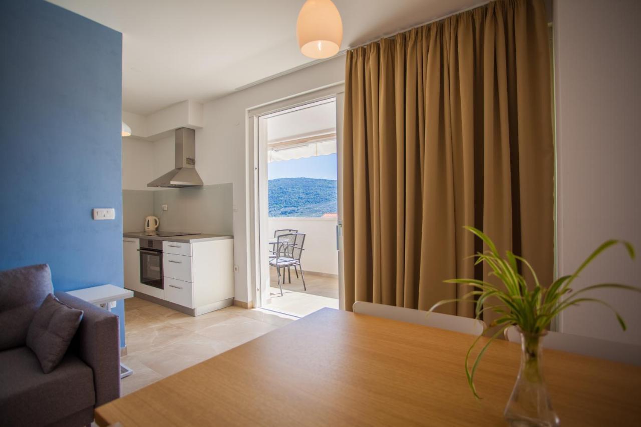 Apartman Pinja Apartment Крес Екстериор снимка